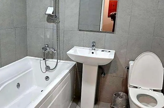 Junoh Hotel 2*