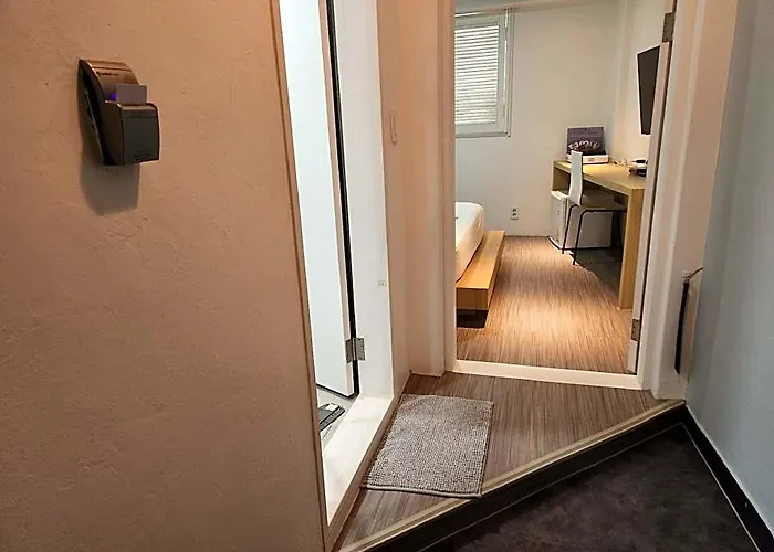 Hotel Junoh 2*